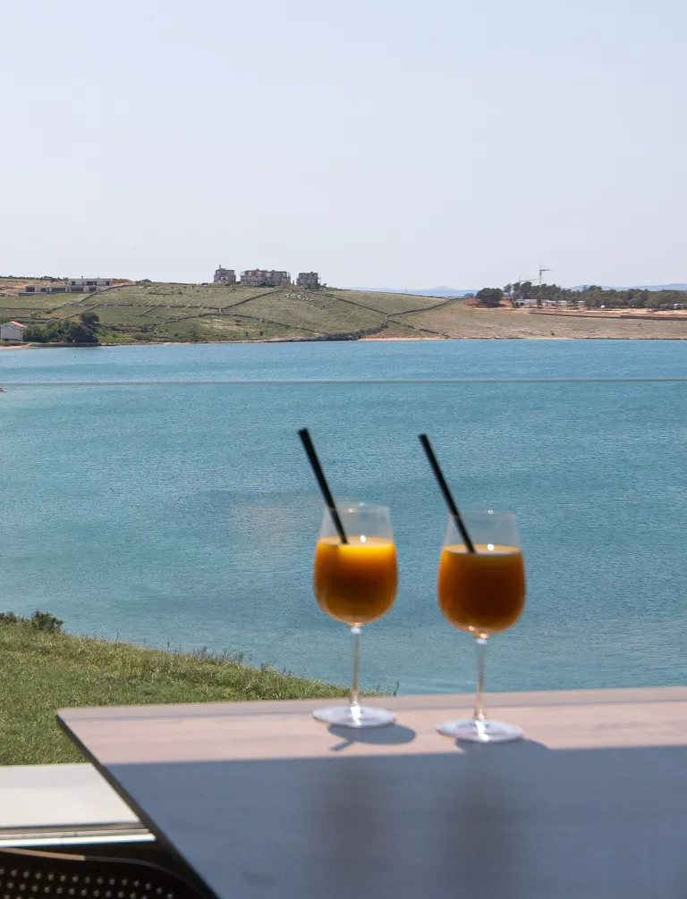 Saltandsoul residence Two-Bedroom Apartment